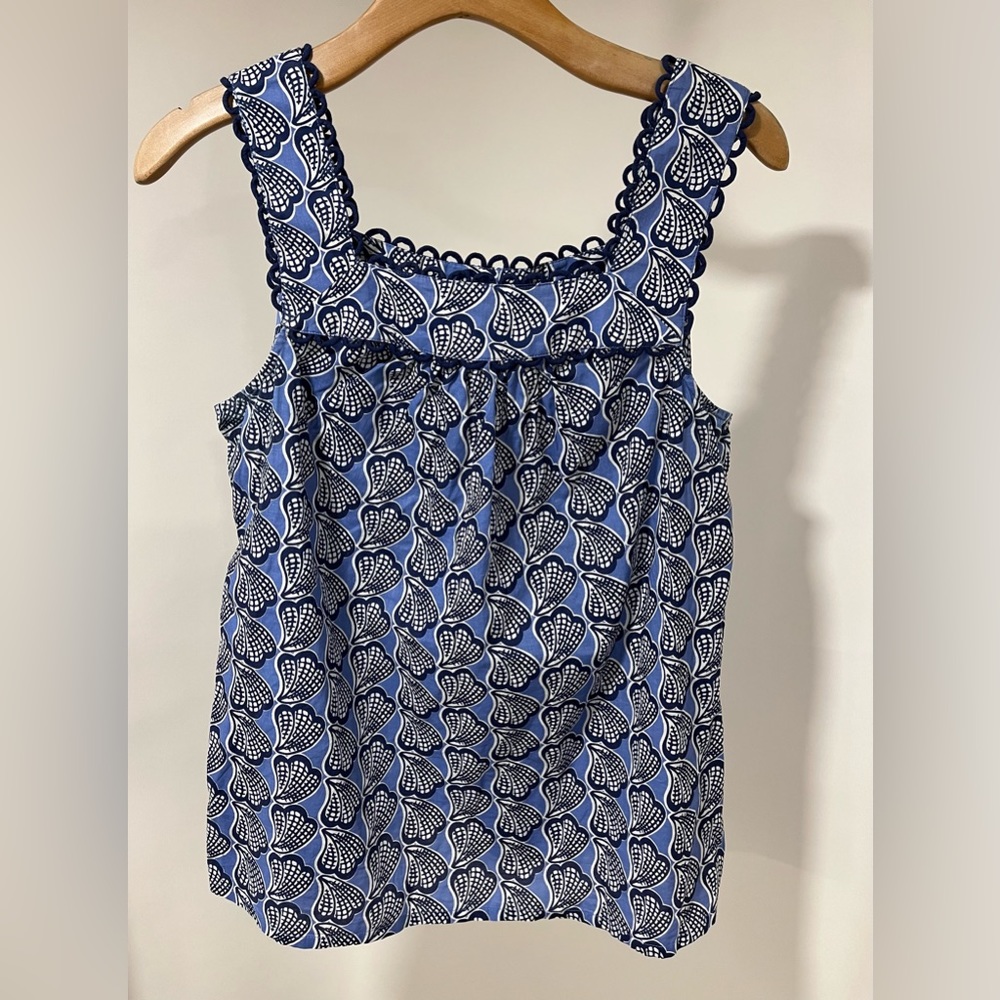 Adorable Boden sleeveless blue seashell print cotton top 8